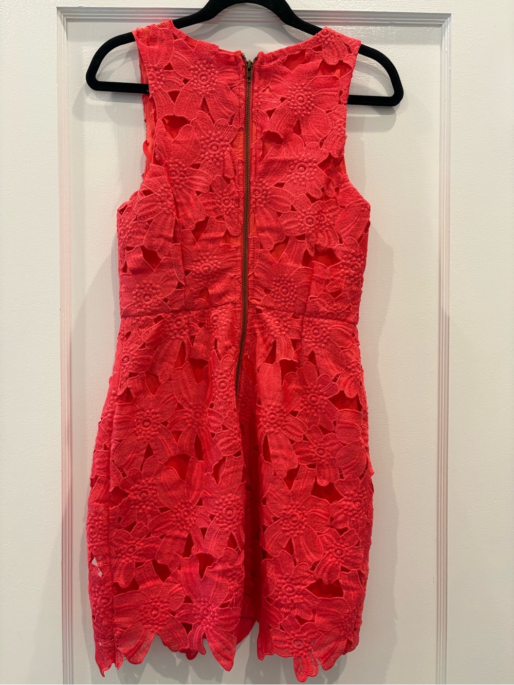 ASTR the Label Floral Lace Mini Dress Size Medium Coral Wedding Guest Party - Picture 3 of 11